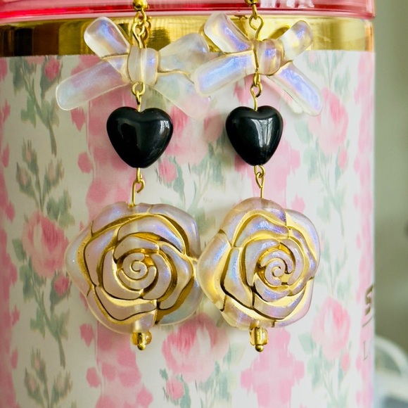 Elegant Gold and Black Rose Earrings - Picture 2 of 4